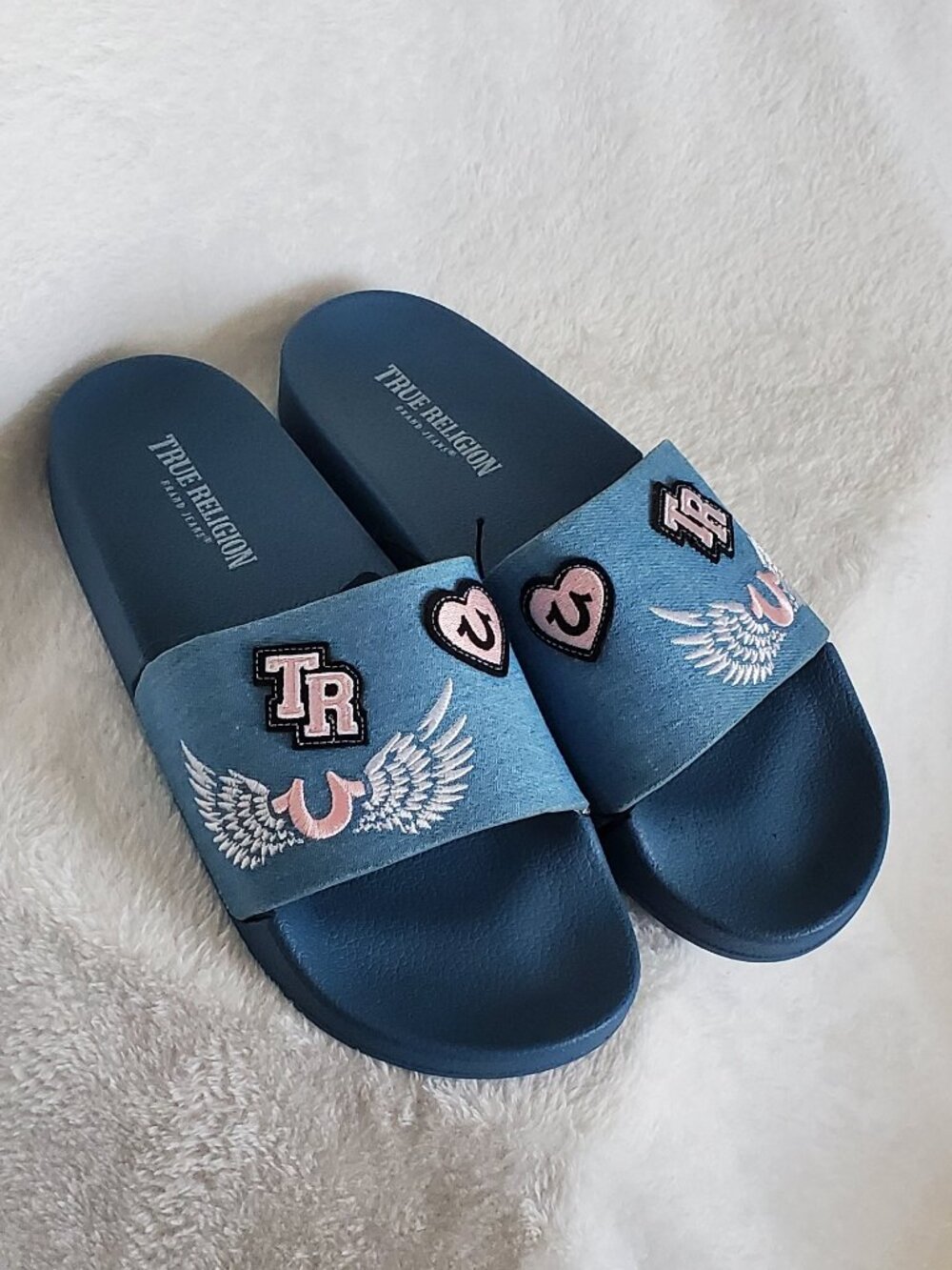 HTF! True Religion Women's Slides Denim look w/embroidered patches  Size: 9 NWT!
